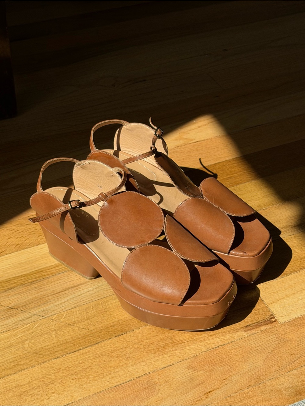 Dries Van Noten Brown Circle Cutout Leather Platforms - Picture 2 of 10